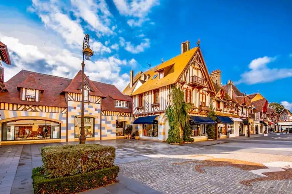 Le Camaieu โดวีลล์ ภายนอก รูปภาพ